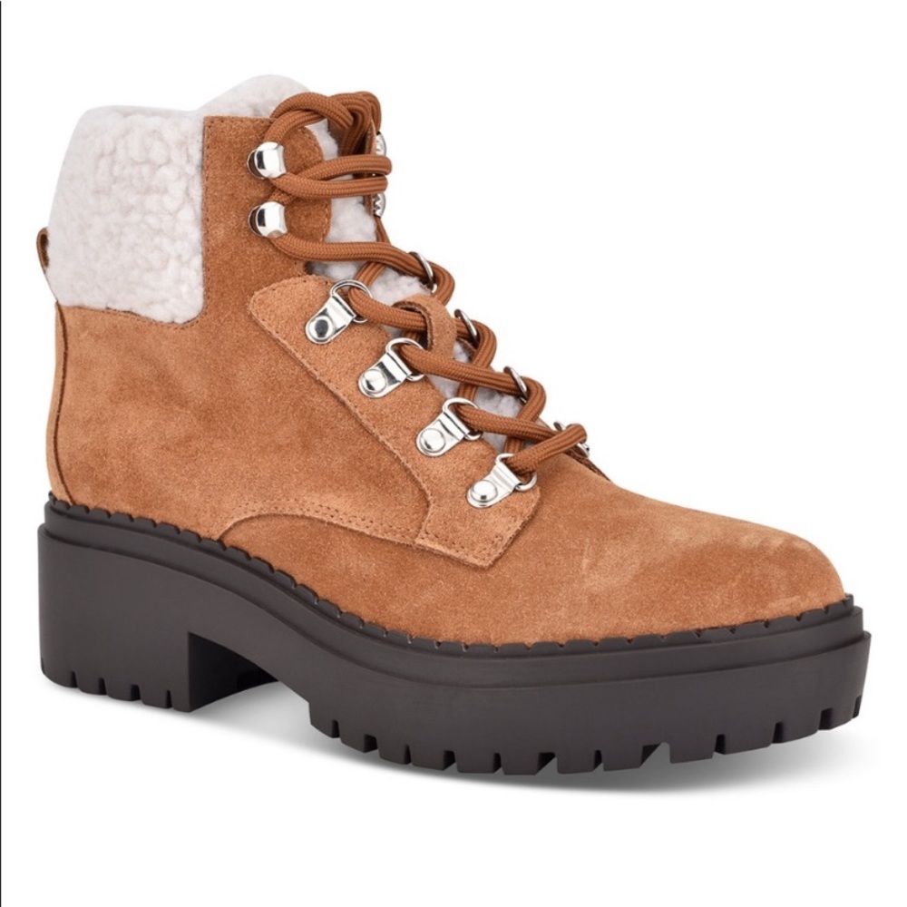 MARC FISHER Leigan suede tan lug sole lace up boots 7